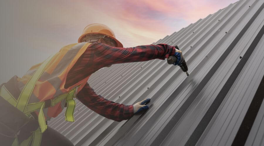 Professional gutter cleaning in Sunburg, MN